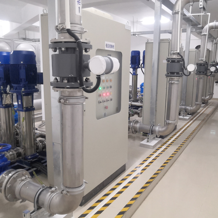 萬(wàn)科金域國(guó)際超高層住宅小區(qū)生活全變頻恒壓供水控制系統(tǒng)