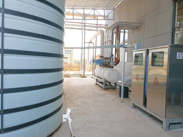 黃岡新能源工廠車間純水恒壓供水控制系統(tǒng)