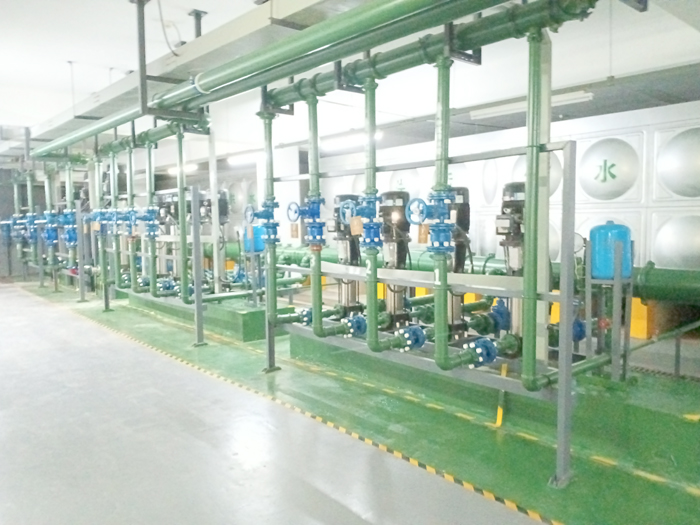 世茂錦銹長(zhǎng)江五期生活水泵房供水成套設(shè)備